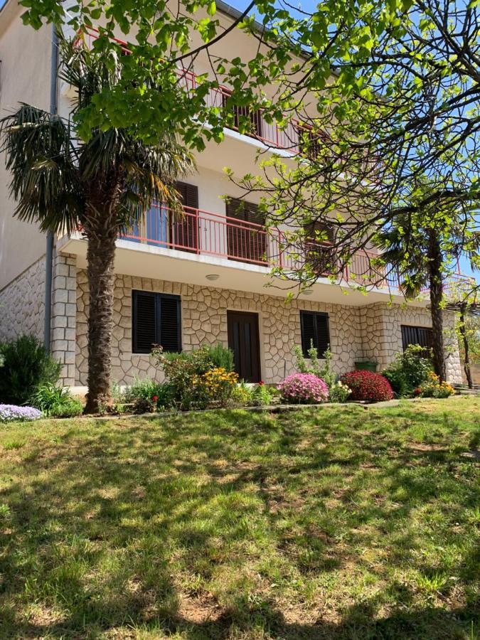 Apartments Novi Vinodolski Exterior foto